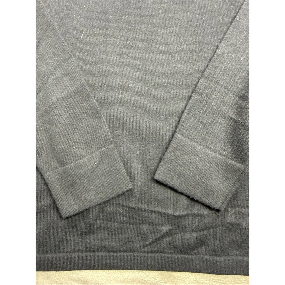 North Face Sweater Men Medium Black Merino Wool V Neck Knit Casual Pullover NICE